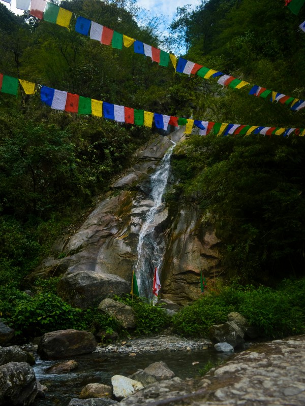 kunchenjunga waterfall